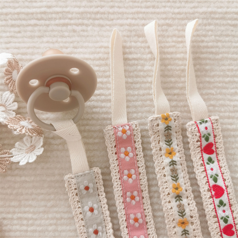 Baby Pacifier Chain Ethnic sty - огляд і ціна Baby Products Nipples